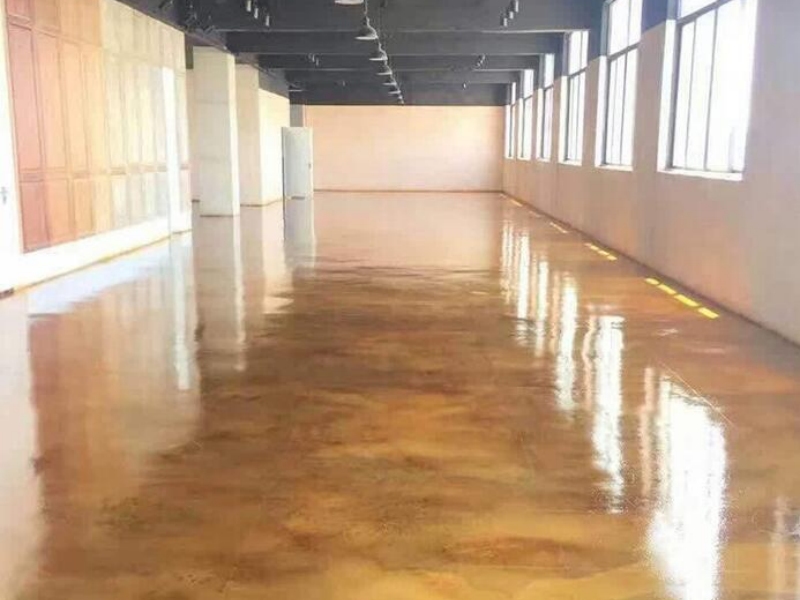 Oil-based epoxy retro floor paint : A complete guide from construction to maintenance