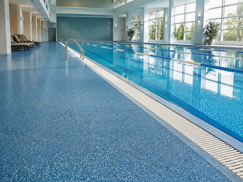 Water-based epoxy colored sand self-leveling floor paint for swimming pools